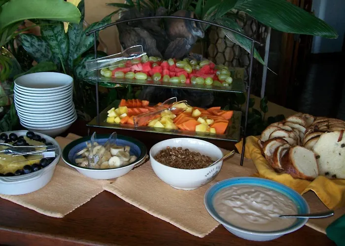Mango Bed & Breakfast 4*