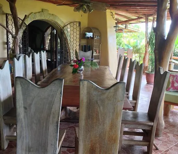 Mango Bed & Breakfast Nosara