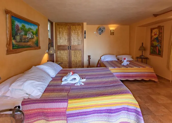 Mango Bed & Breakfast 4*